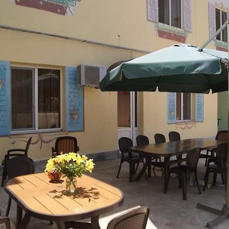 Bonjour House Hotel Jereván Kültér fotó